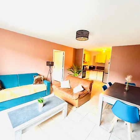 *le Golden Blue* Magnifique T3 A 5min Du Centre Avec Parking Gratuit *