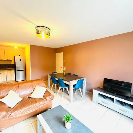 *le Golden Blue* Magnifique T3 A 5min Du Centre Avec Parking Gratuit *