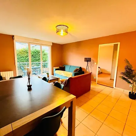 Apartment *le Golden Blue* Magnifique T3 A 5min Du Centre Avec Parking Gratuit *