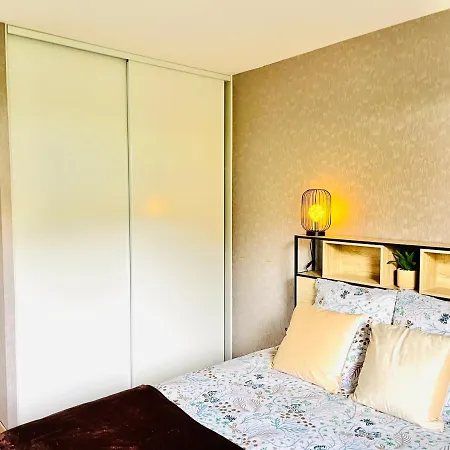 Apartment *le Golden Blue* Magnifique T3 A 5min Du Centre Avec Parking Gratuit